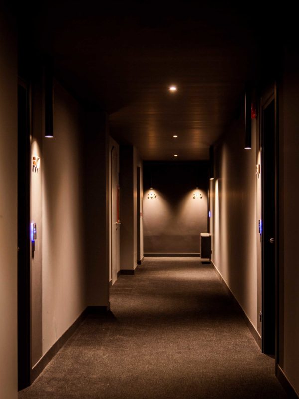 OLEV_lampada_da_soffitto_PIPE_pieve (3)