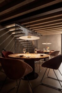 OVERFLY_PLUS_ristorante_lampada_sospensione_piatta_sottile_disco_piatto_design_LED